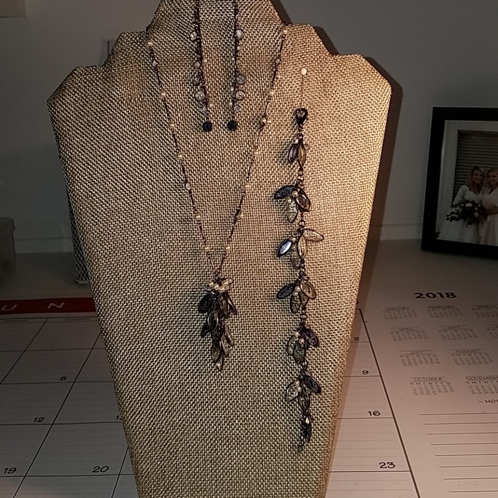 Necklace, bracelet and earings.